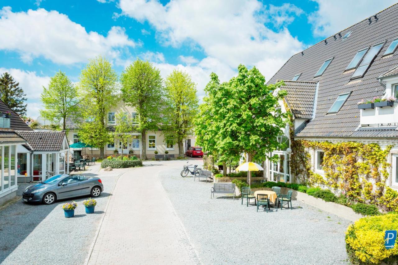 Hofhotel Kraehenberg Грёмиц Экстерьер фото