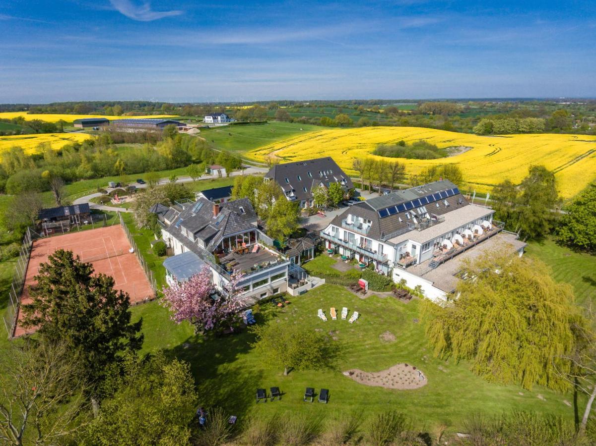 Hofhotel Kraehenberg Грёмиц Экстерьер фото