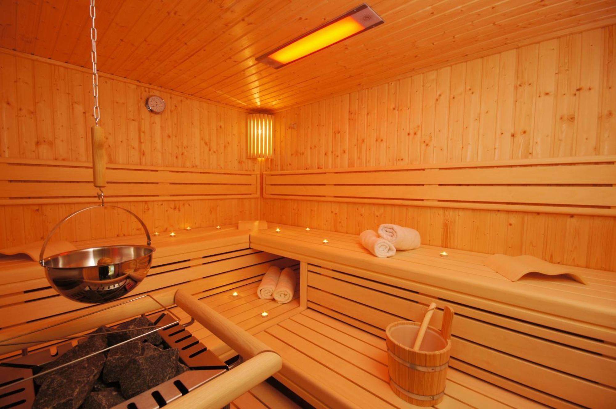 Hofhotel Kraehenberg Грёмиц Экстерьер фото