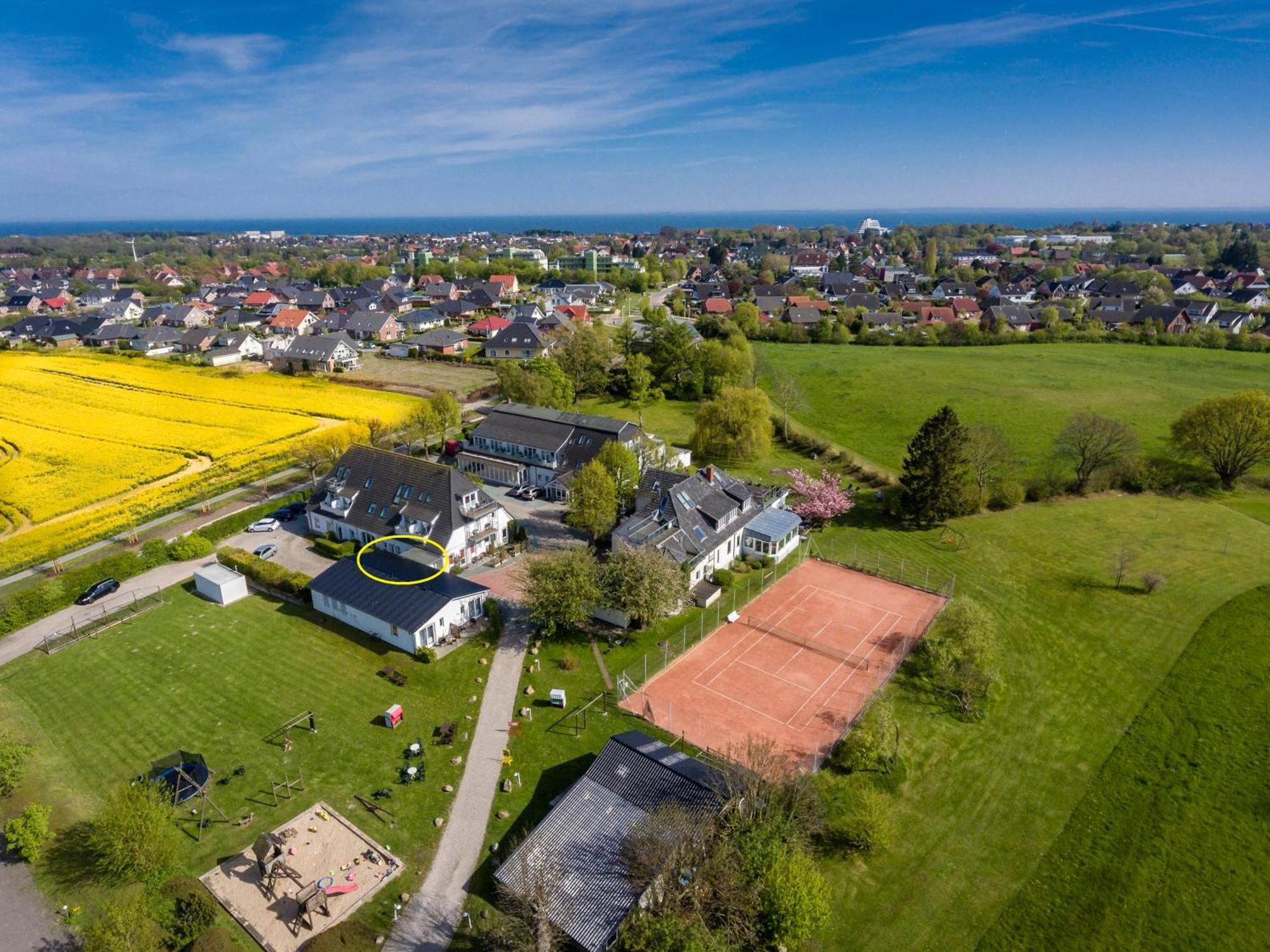 Hofhotel Kraehenberg Грёмиц Номер фото