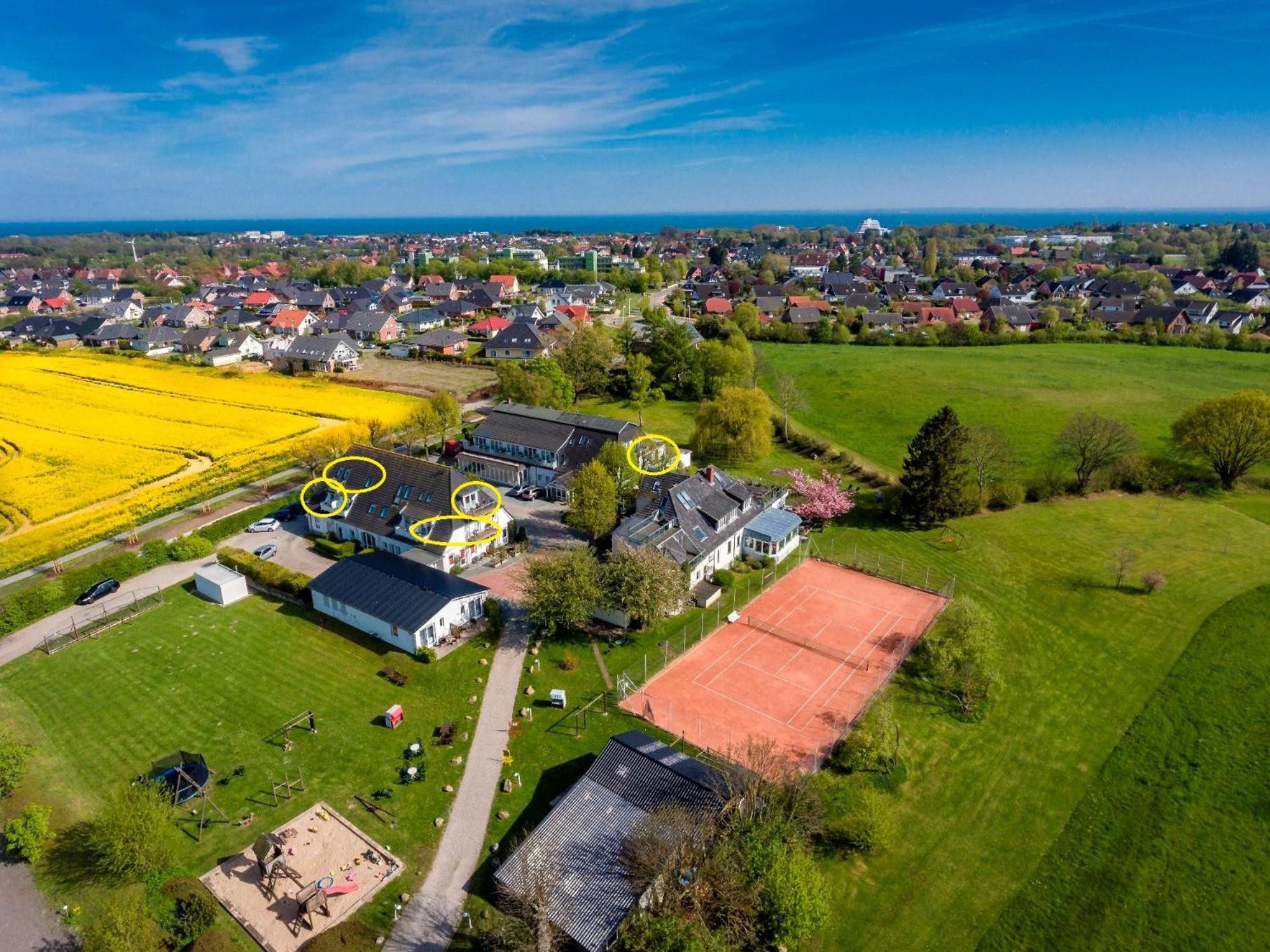 Hofhotel Kraehenberg Грёмиц Номер фото