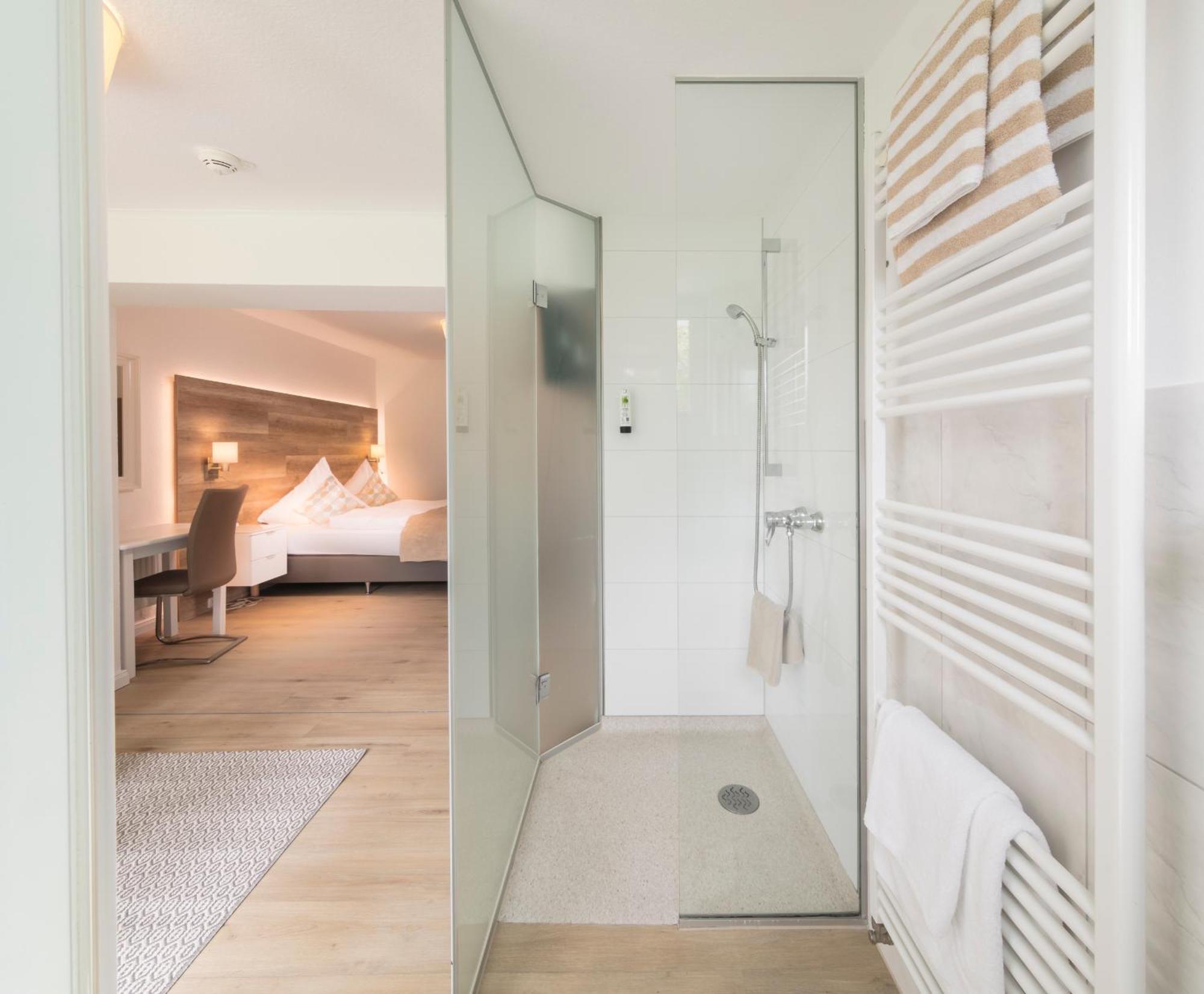 Hofhotel Kraehenberg Грёмиц Номер фото