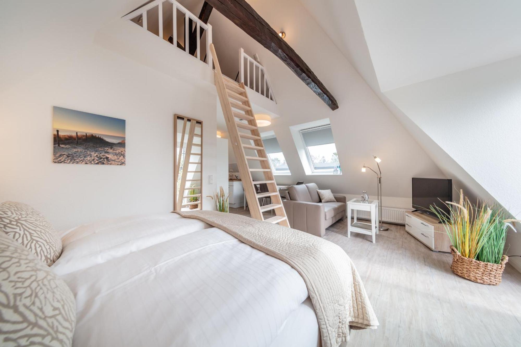 Hofhotel Kraehenberg Грёмиц Номер фото