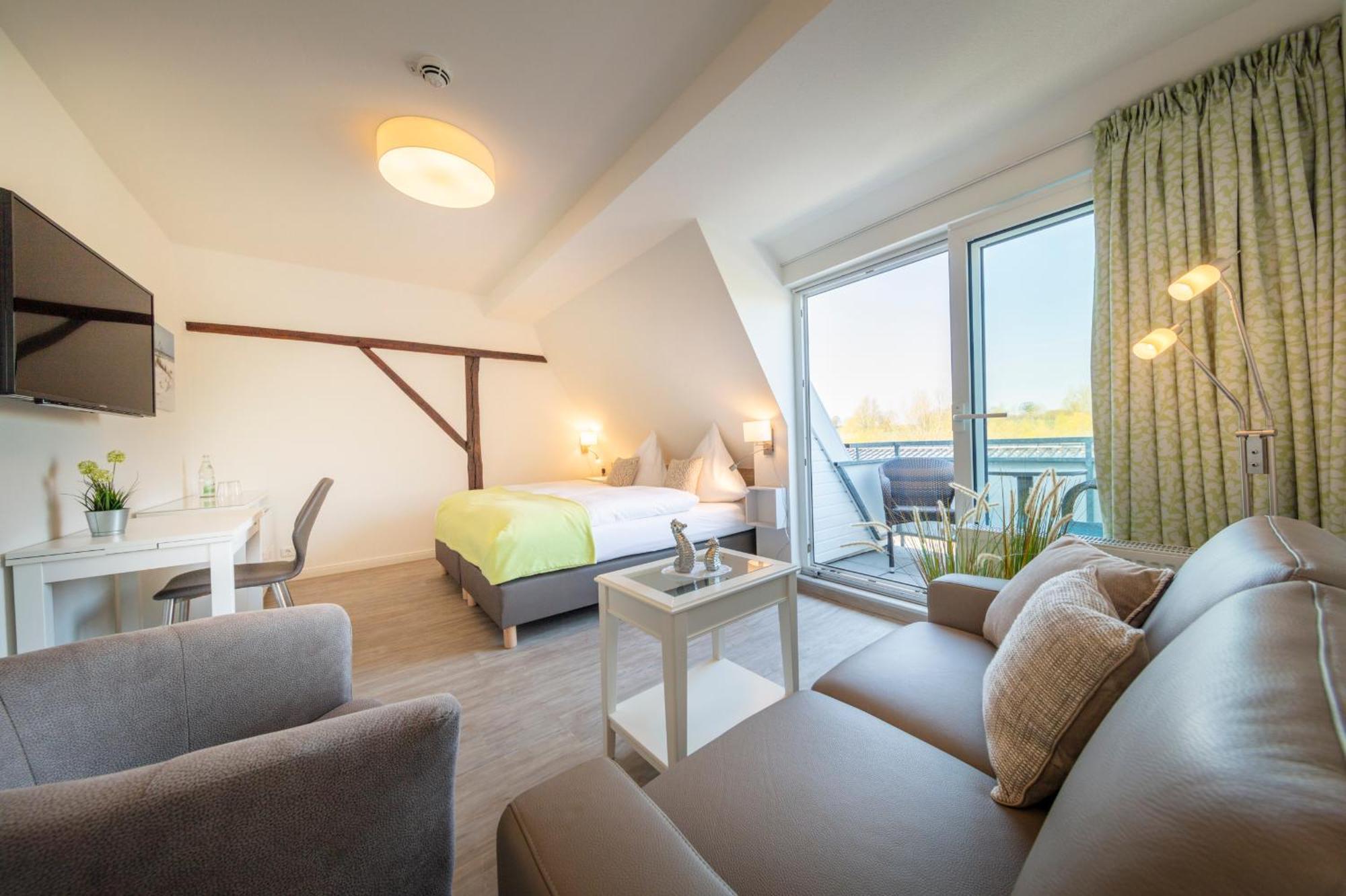 Hofhotel Kraehenberg Грёмиц Номер фото